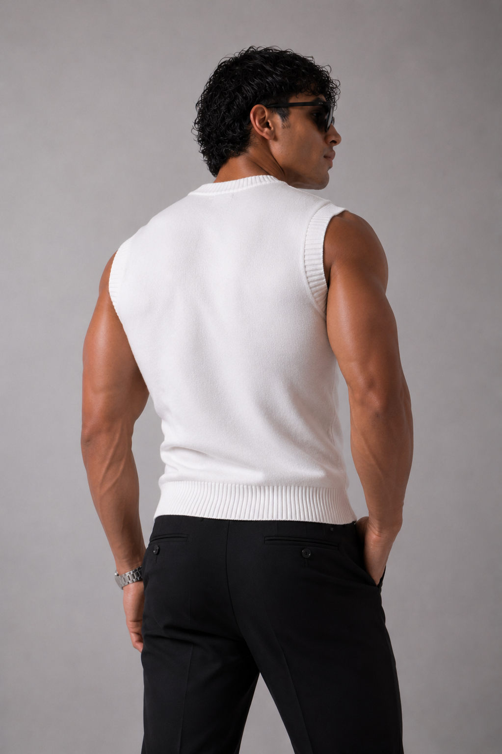 Pull sans manche chic à compression